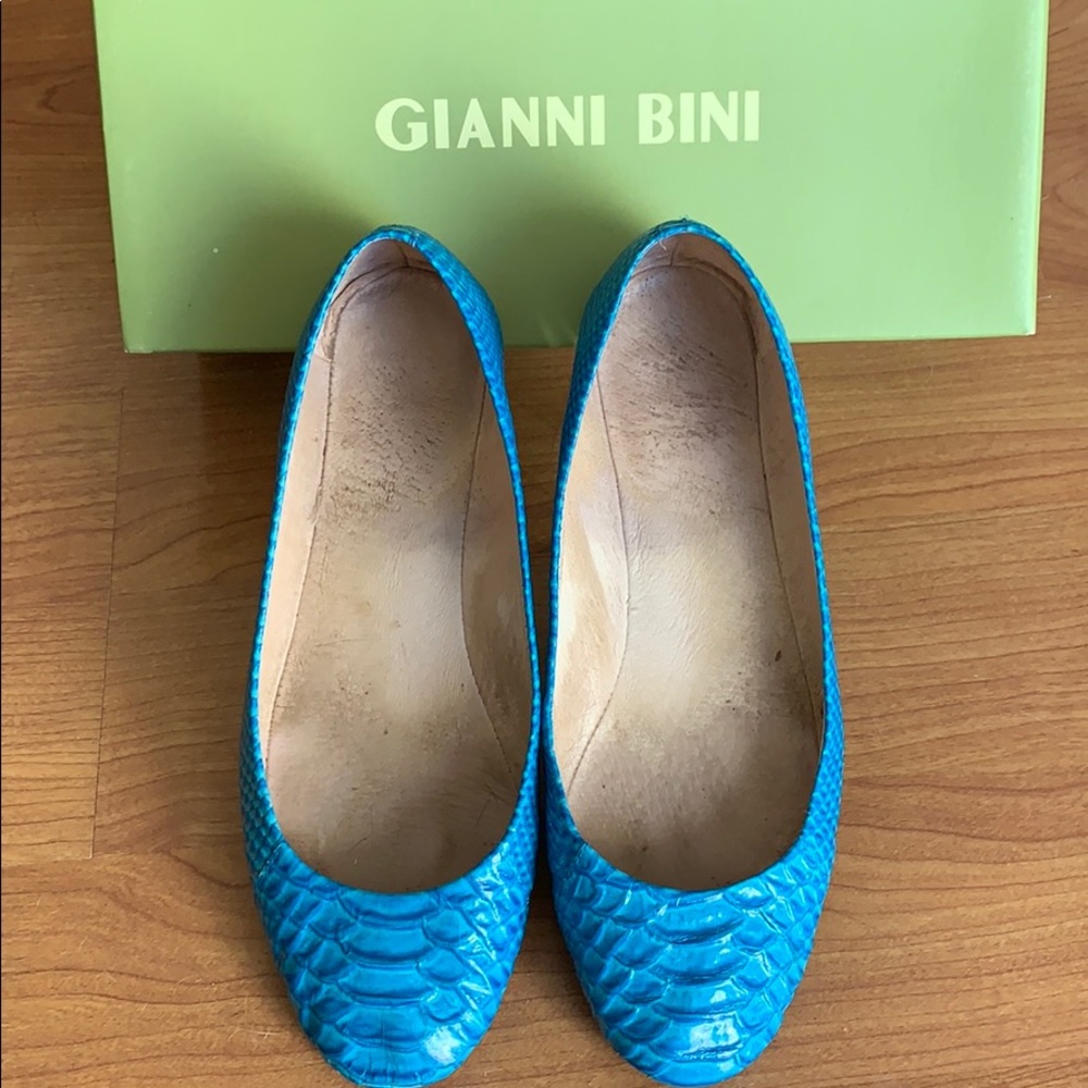 Gianni Bini Flats